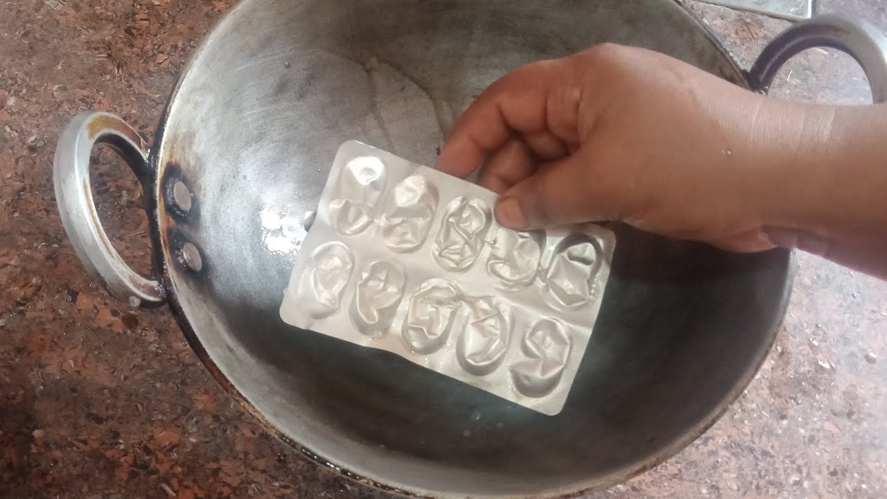 ঔষধৰ কভাৰে কেনেকৈ কেৰাহী চেফা কৰিব পাৰি //clining kitchen tips //@munucookingandvlog2540