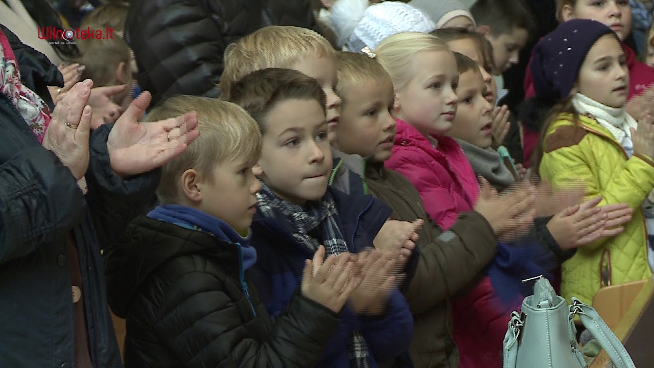 Msza dziękczynna Progimnazjum im. Jana Pawła II w Wilnie /Wilnoteka.lt