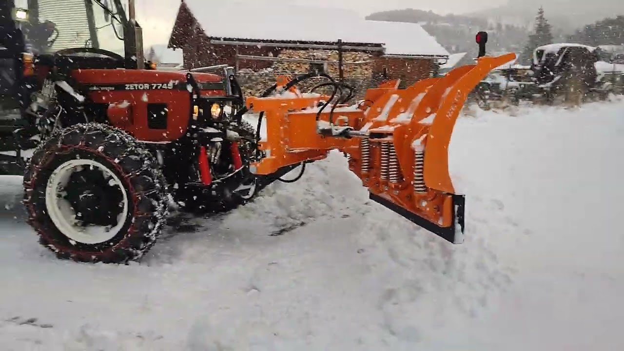 Odśneżanie 2025 Zetor 7745 pług strzałka łamany hydrauliczny