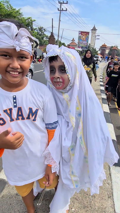 Lucu sekali adiku karnafal jatisumber #karnafal #dj #karnavalsound #dancer #jogetkarnaval