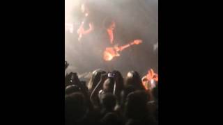 The 1975 Settle Down Paris