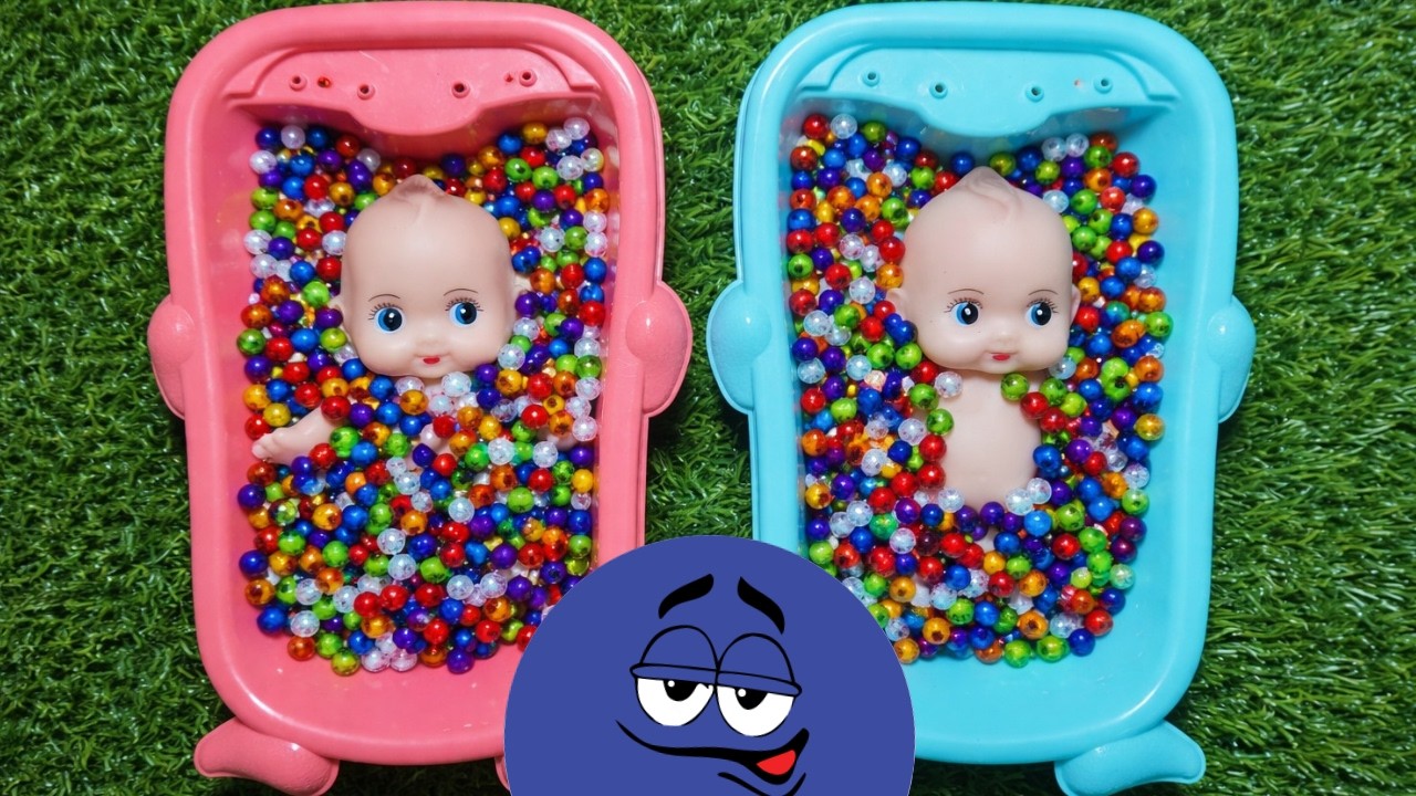 Learn Colors with Rainbow Candy 2 Bathtubs & Magic Slime Cutting | Relaxing 4 Minute ASMR