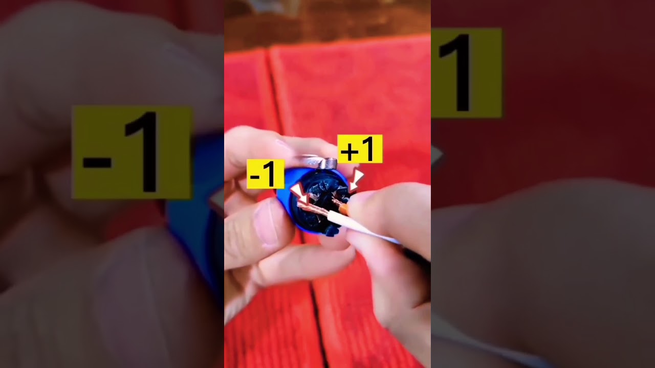 How to Connect Speaker Wires to Speaker Plugs. 