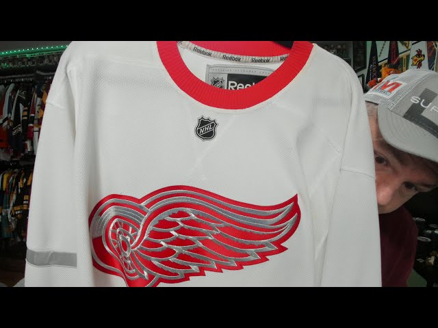 Got my MiC Seider jersey : r/DetroitRedWings