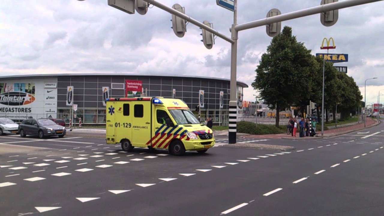 *oude sirene* a1 ambulance 01-129
