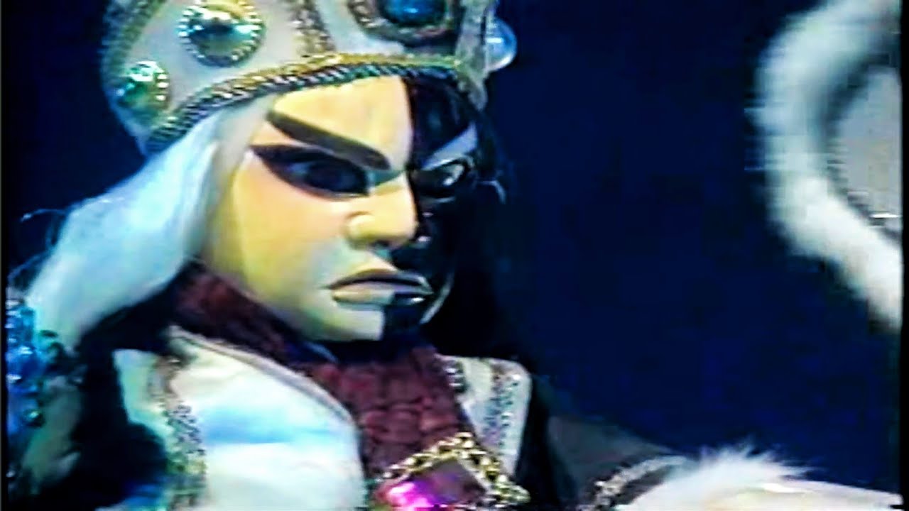 黑白郎君戰天鏡刑者