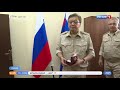 Вручение часов "Русское время" военным прокурором В. Петровым в Сирии.