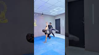 Learn this legendary Capoeira kick in 10 seconds!💥. #shorts #capoeira #kick #viral #usa