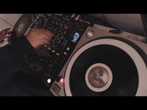 Moderator b2b DJ Ila - Jungle & Garage Vinyl