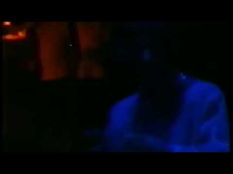 OASIS "Whatever" (Noel and Liam Fight )