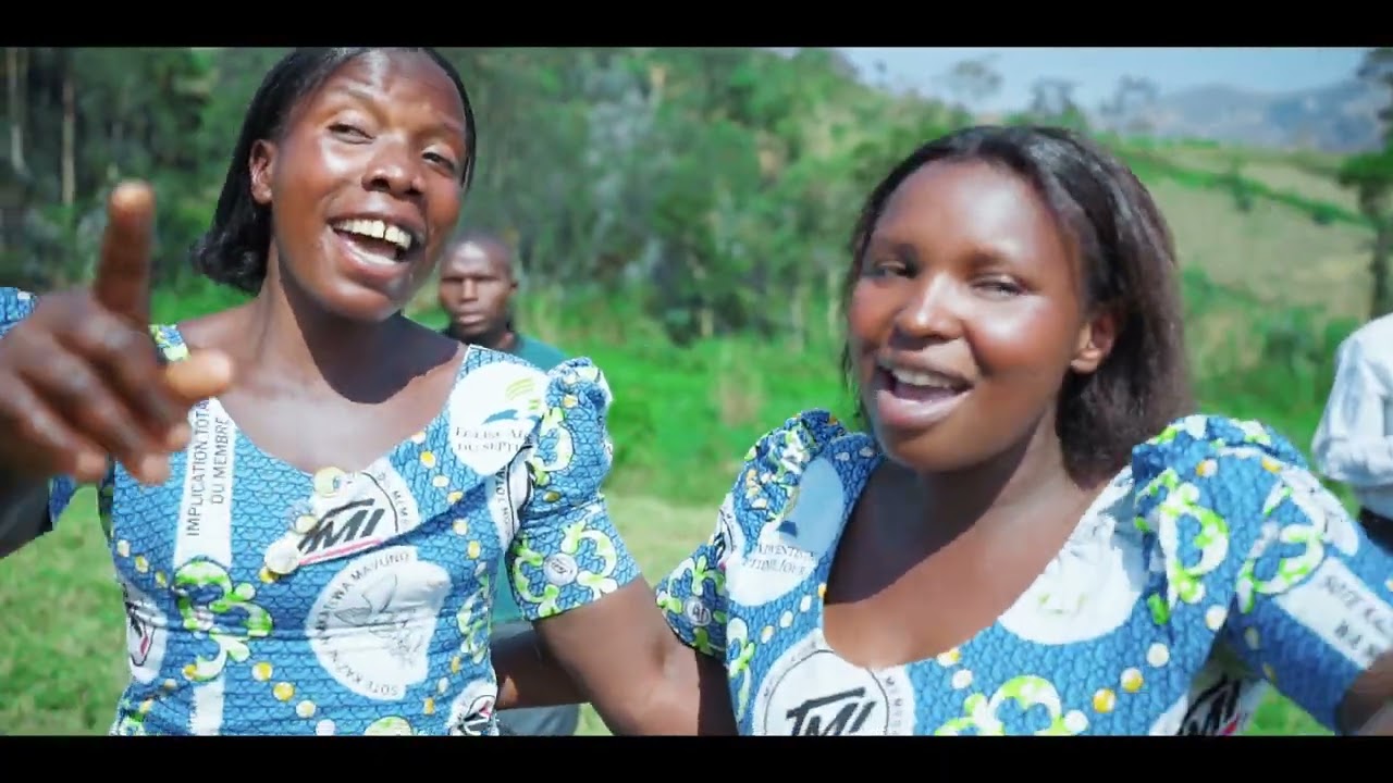 UMUSI YESU  AZAGARUKA BY ABAKUMBUZI BIJURU CHOIR MASIZA SDA CHURCH