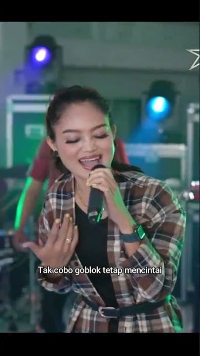 Top Topan (Lirik) - Safira Inema #shorts