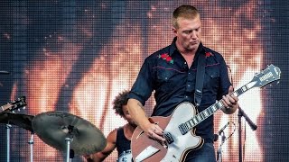 Queens of the Stone Age (2) "Millionaire" Live 2013 - HD