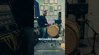 Alfareros -Amigo Mio- Richard Bravo-Percusion