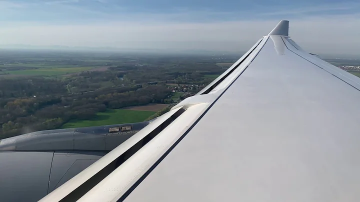 Lufthansa Airbus A330-300 D-AIKF from Frankfurt to Munich Seat Premium Class