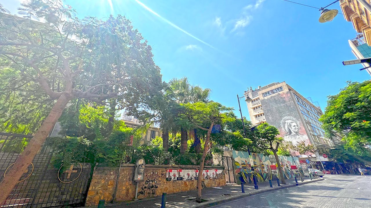 Walking in HAMRA STREET: Beirut, Lebanon | شارع الحمراء: بيروت، لبنان