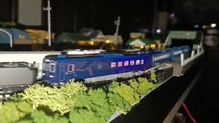 購入したジオラマで鉄道模型走らせてみた🚃