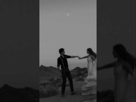 Love Song Tujhko Na Jitna Mujhpe Itna Is Dil Ko Hone Laga Aitbaar