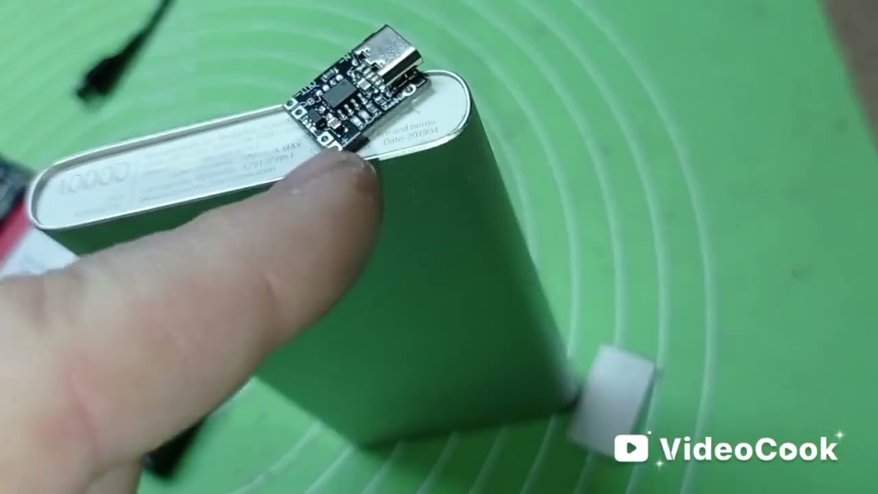 Неоригінальний акб в павербанк Xiaomi. Переробляю зарядку на 4.2 в