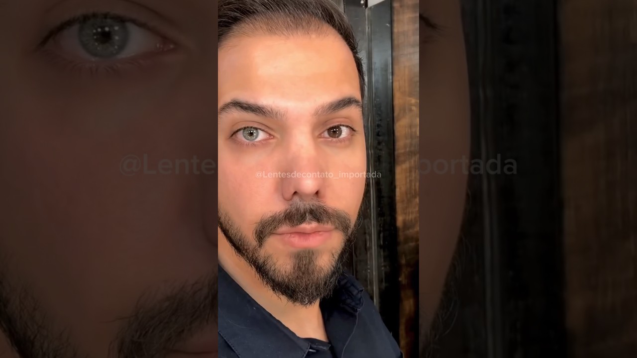 Lente de contato verde azulada 