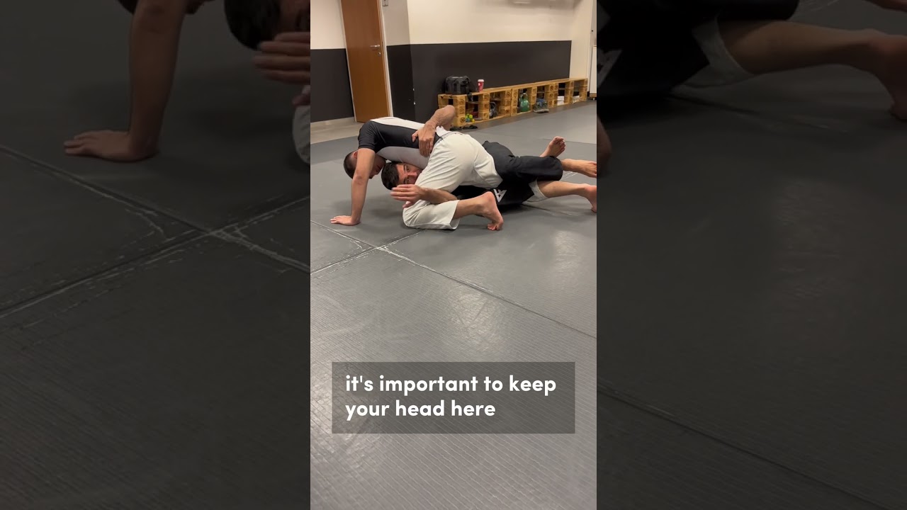 Entering Coyote Guard  | Half Guard Bottom | Lorenz Sadychow | BJJ | Grappling | Jiu Jitsu | #shorts