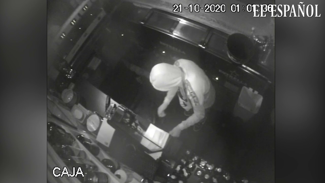 Detenido un grupo de menores por robar en establecimientos en la localidad murciana de Águilas