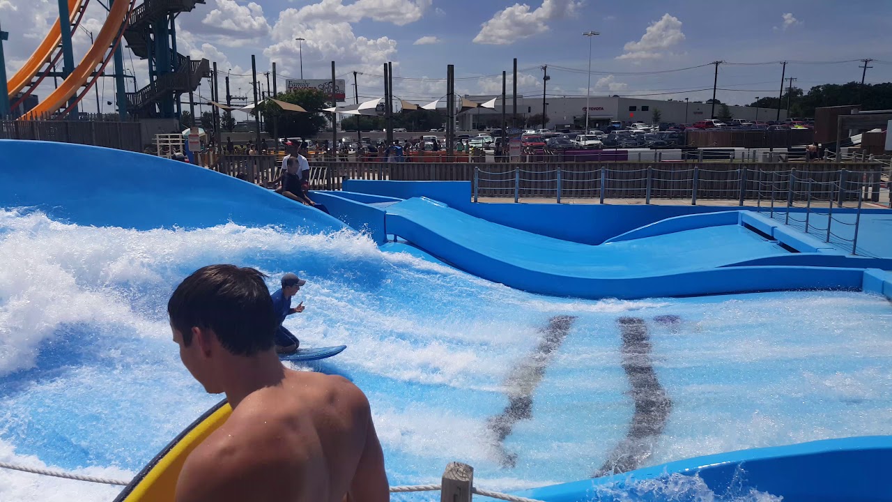 FlowRider barrel curl at Six Flags Hurricane Harbor surf machine(2 ...