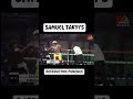 Unwelcoming blows from Takyi to an unrelenting Mensah! Boxing at its finest #boxingnews #boxing
