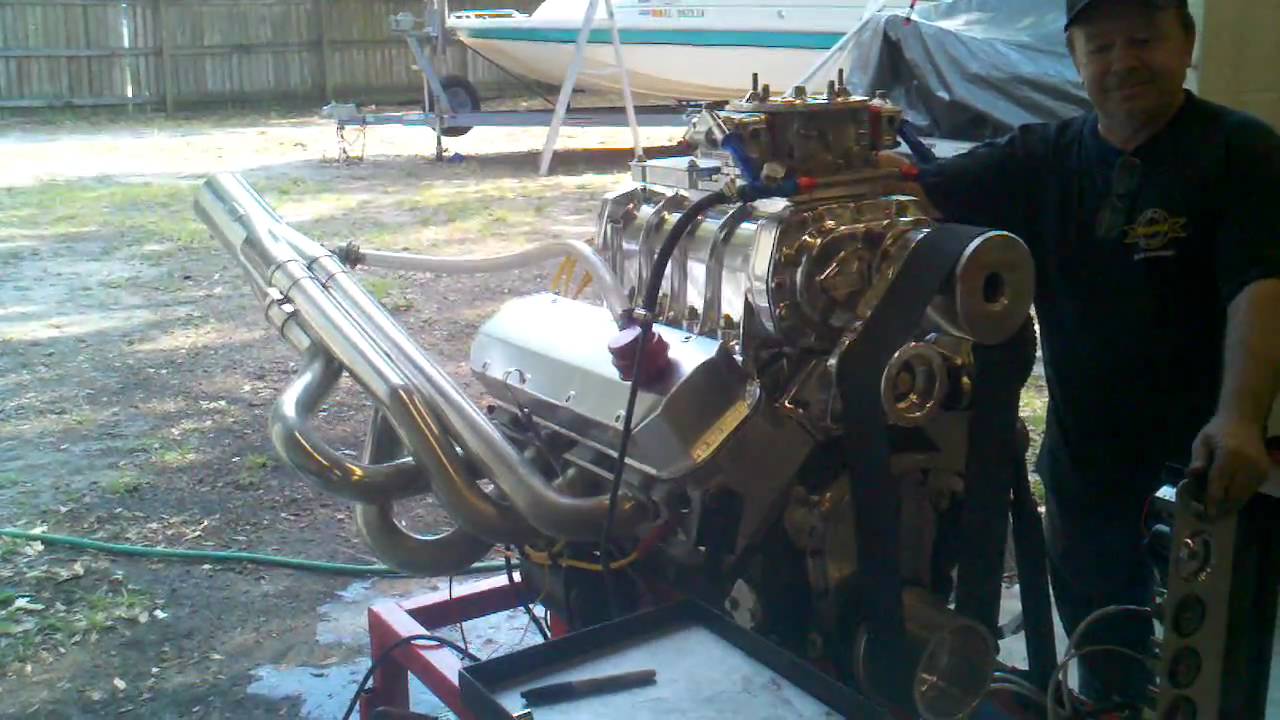 BAD ASS JET BOAT MOTOR - YouTube