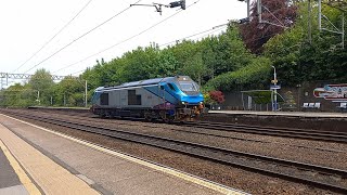 Class 68 68031 'Felix' flies through Heaton Chapel with 2 tones!