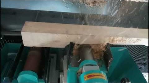 High speed cnc wood lathe machine with engraving spindle for irregular table legs