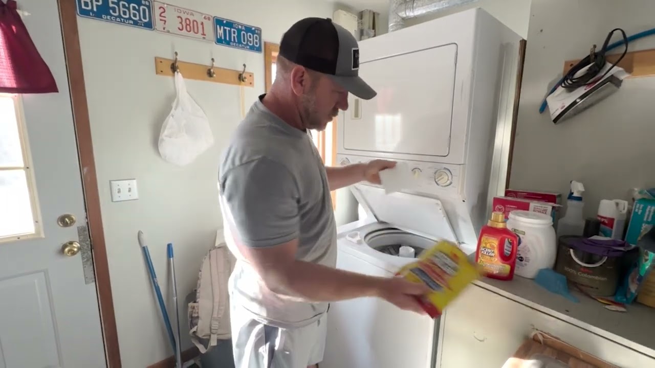 2025  Jacob Landry Doing Laundry with Wildlife Research Center Laundry Strips on Whitetail Freaks