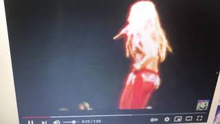 Shakira Jingle Ball 2001