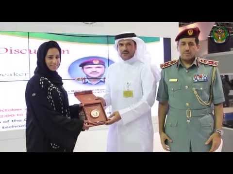 الجلسة الحوارية لسعادة اللواء عبيد بن سرور و العميد حسين ابراهيم في معرض جيتكس 2015