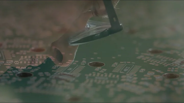Gonzo Circuits: The Synths of Peter B / Ciat-Lonba...