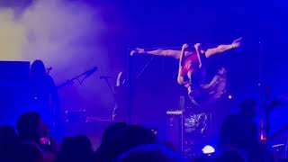 View Jane's Addiction performs Three Days live at the Hollywood Palladium