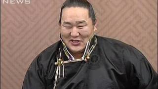 朝青龍モンゴルで会見ノーカット3/4（10/03/11）