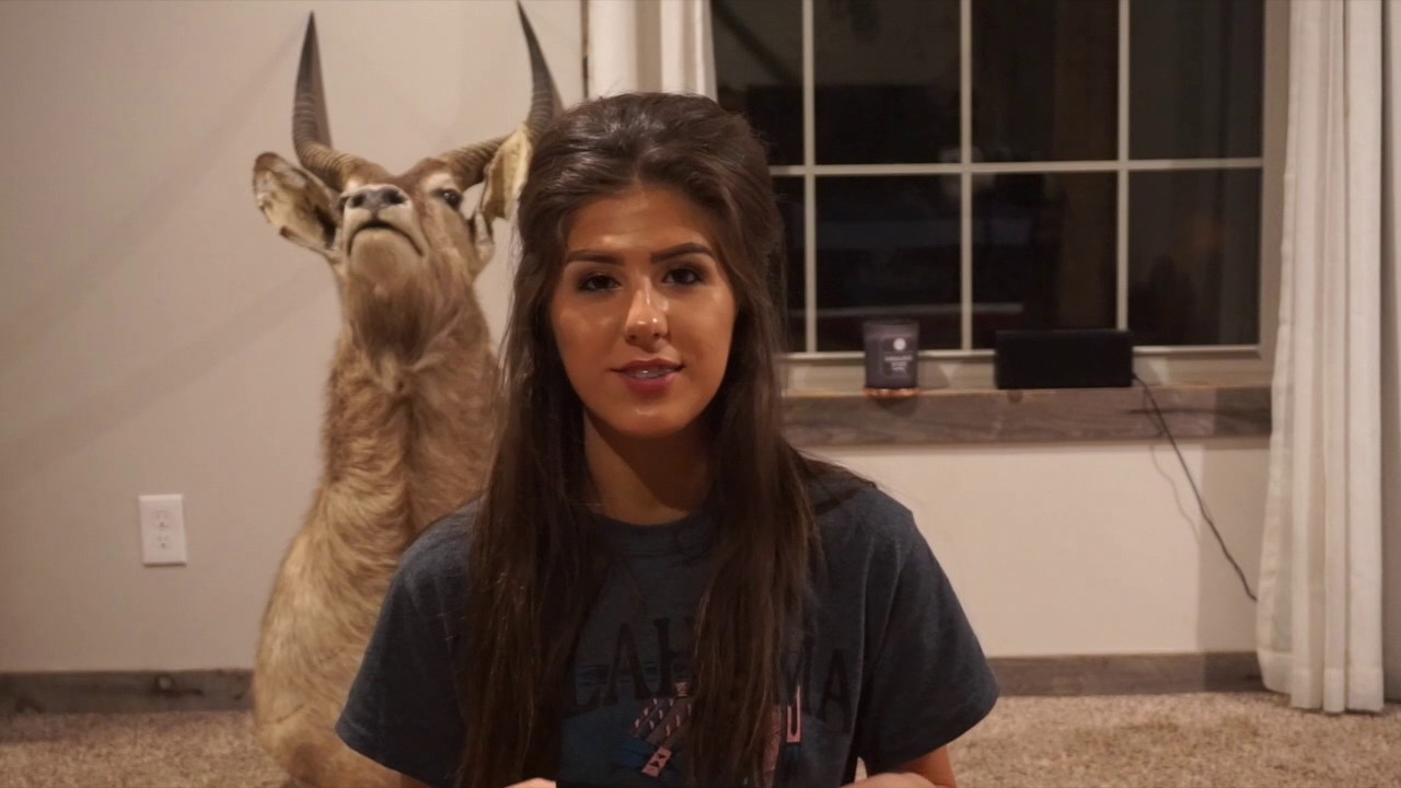 Quay X Desi Sunglasses. 10/25/16 } Josie Maggard