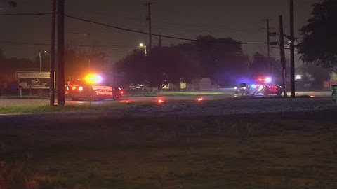 Man dead after losing control of his motorcycle, crashing on south side