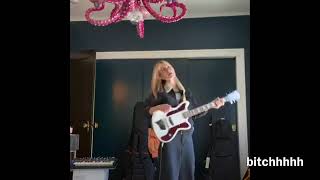 Download lagu Hayley Williams playing guitar and singing Dead Horse