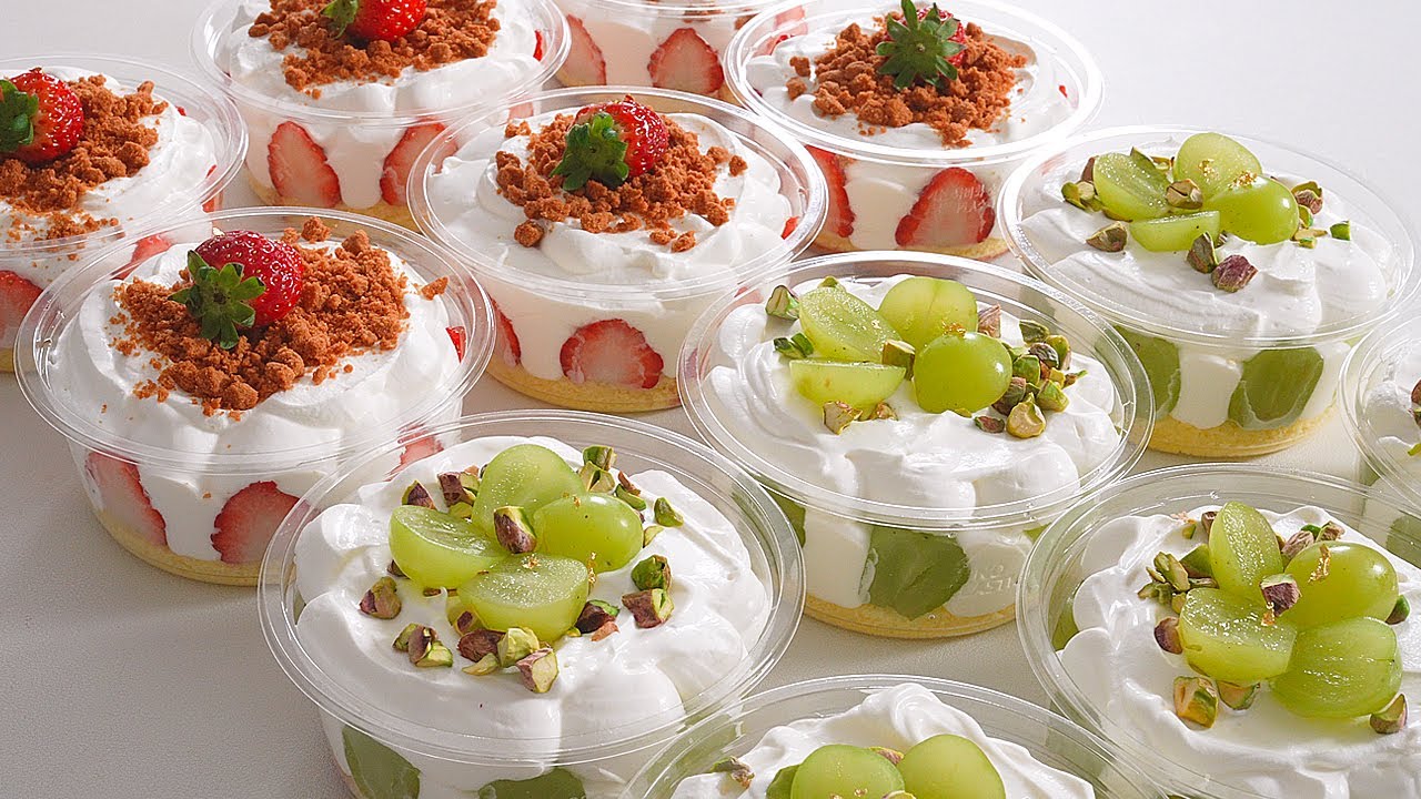 100% 만족할 보틀케이크 두가지 맛! 쇼킹했던 그 크림으로 만들기(딸기,샤인머스켓)  Two bottle cakes that will satisfy 100%!