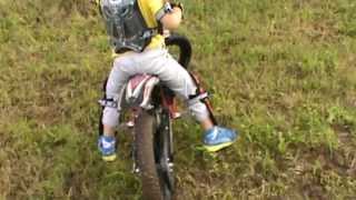 Motocross bambini Ricky 5 anni trial free style