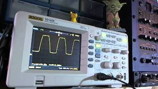 XR2206 Function Generator Test Board from electronics-DIY.com