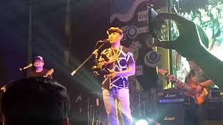 Alexa band Dewi live bandung