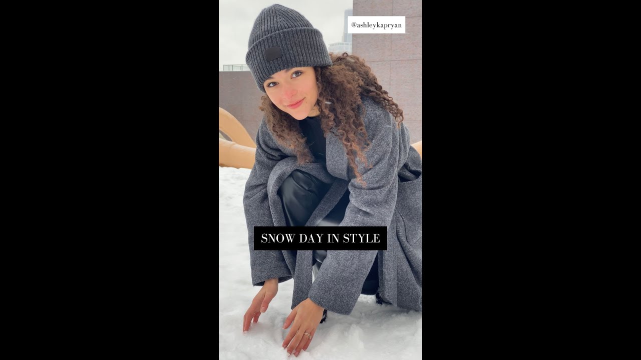 Winter Snow Day Outfit Ideas | Aritzia Megapuff & 12Storeez Coat 