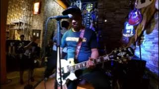 Not Xmprewell - Marsitogol Feat Dodi From Best Day Ever Live @ROCKOFFIE