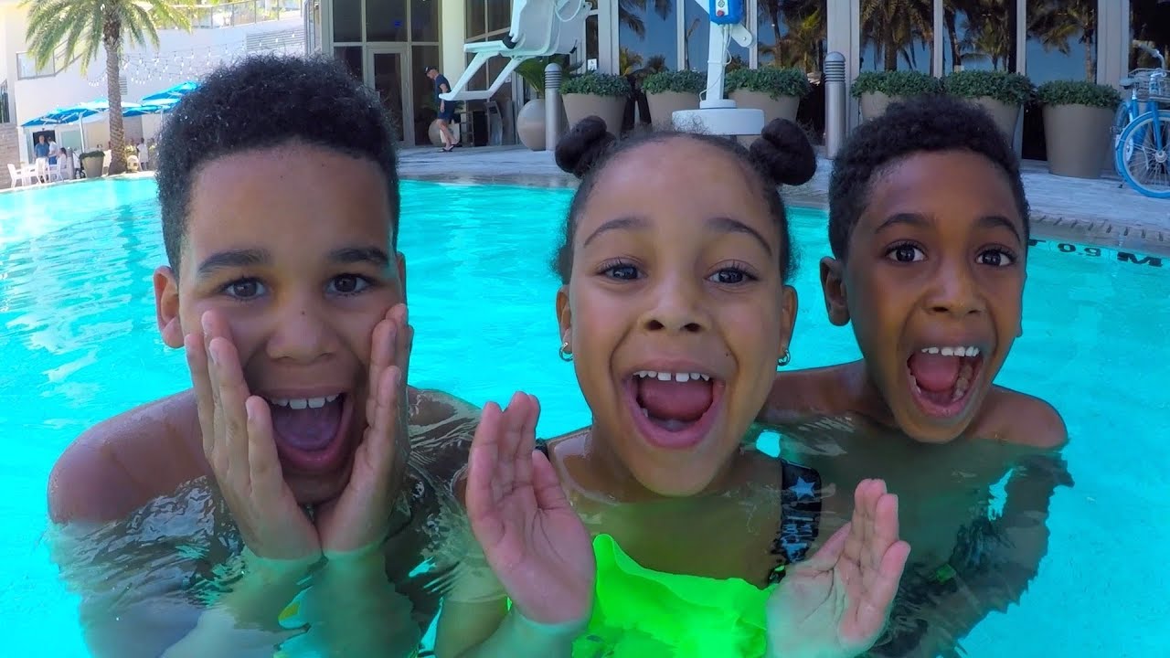 Johny Johny Yes Papa in the Swimming Pool | FamousTubeKIDS | Part 2