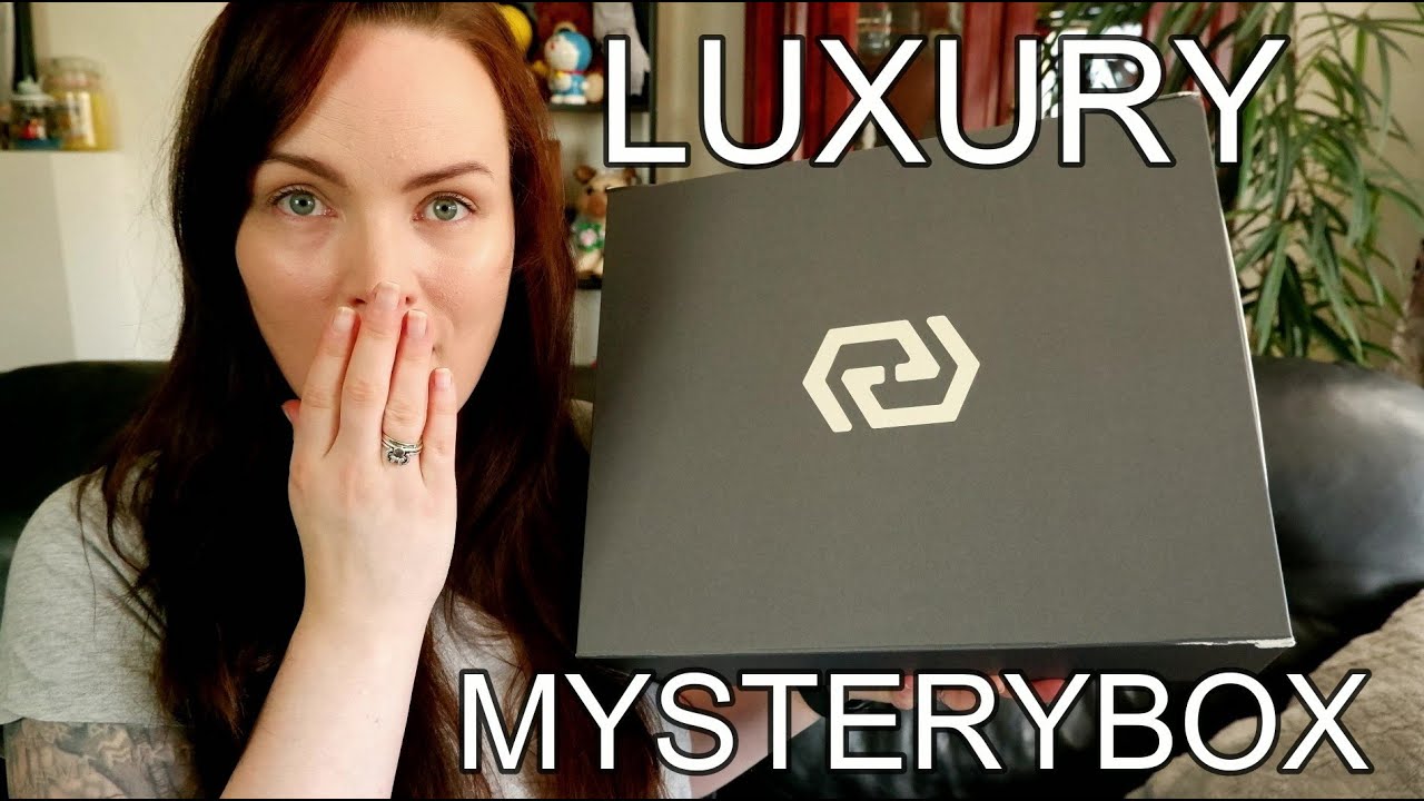 DESIGNER MYSTERY BOX UNBOXING - What will I get, and will it fit?? HEAT BOX  