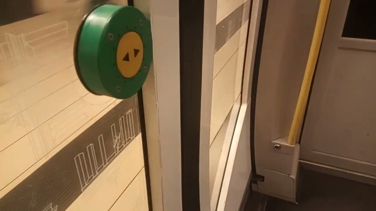 Mitfahrt auf der U7 von Wutzkyalle Bis Neukölln im H Zug 5020-1