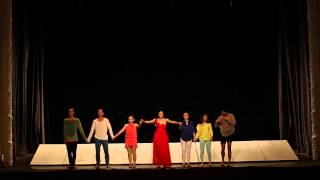 Download lagu The Roof Khán giả vỗ tay The Roof Khán giả vỗ tay